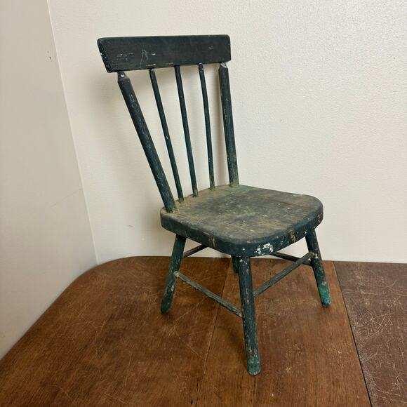 Vintage Solid Wood Chippy Paint Decorative‎ Garden Chair Plant Holder Primitive - Picture 1 of 11